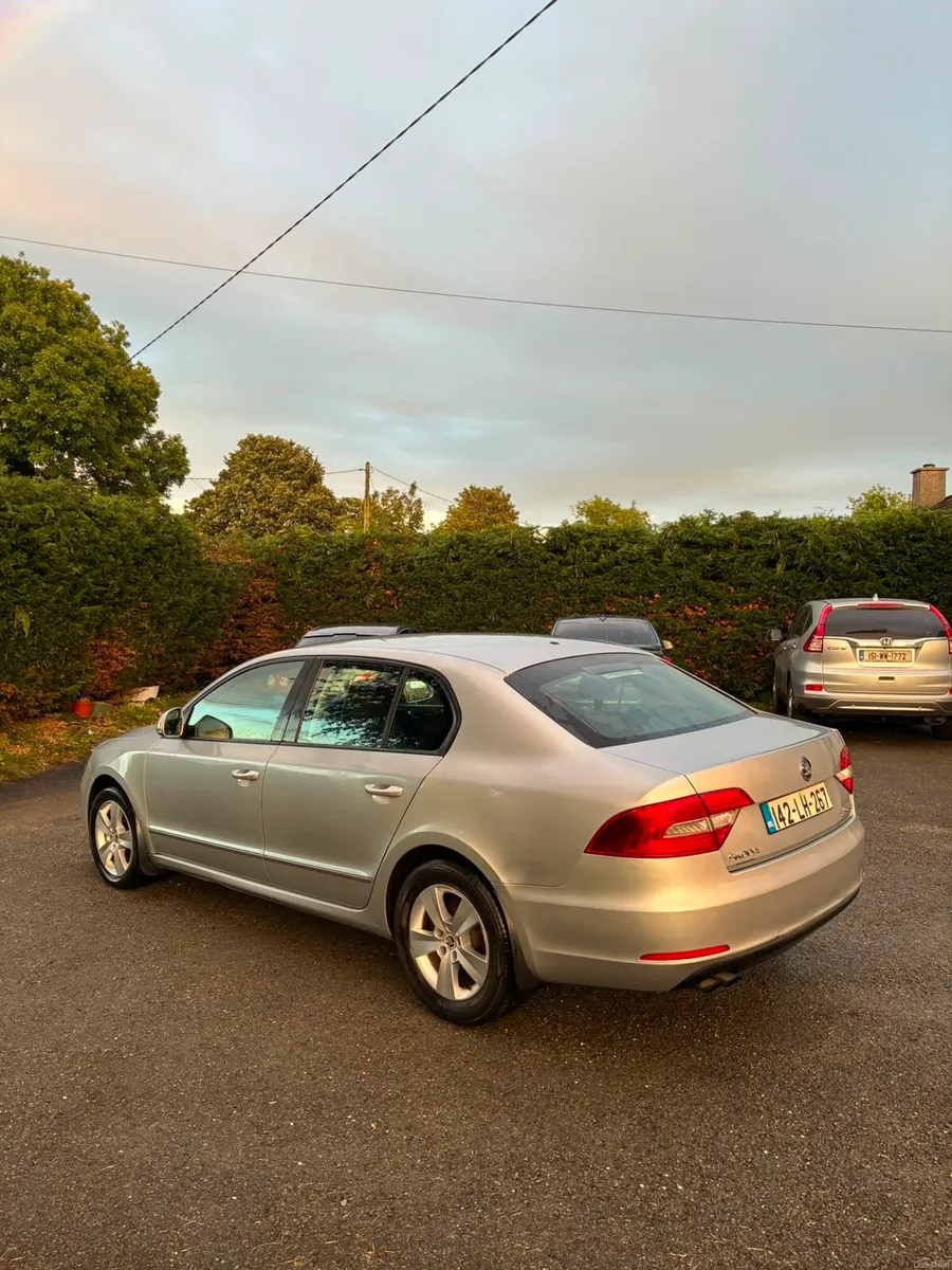 Skoda Superb - Image 4