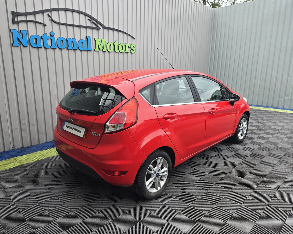 2014 Ford Fiesta ZETEC 1.2 PETROL - Image 3