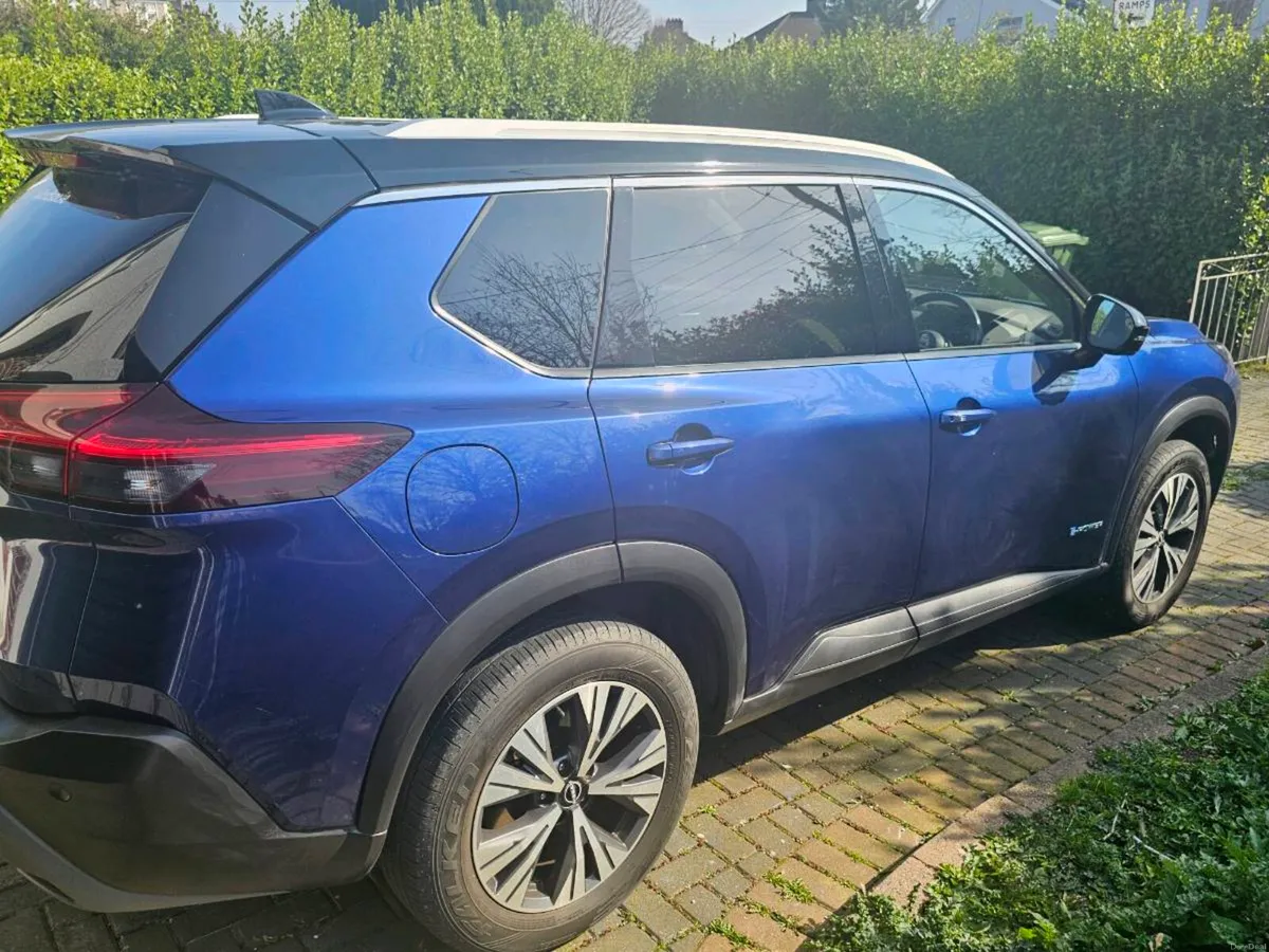 Car - Image 3