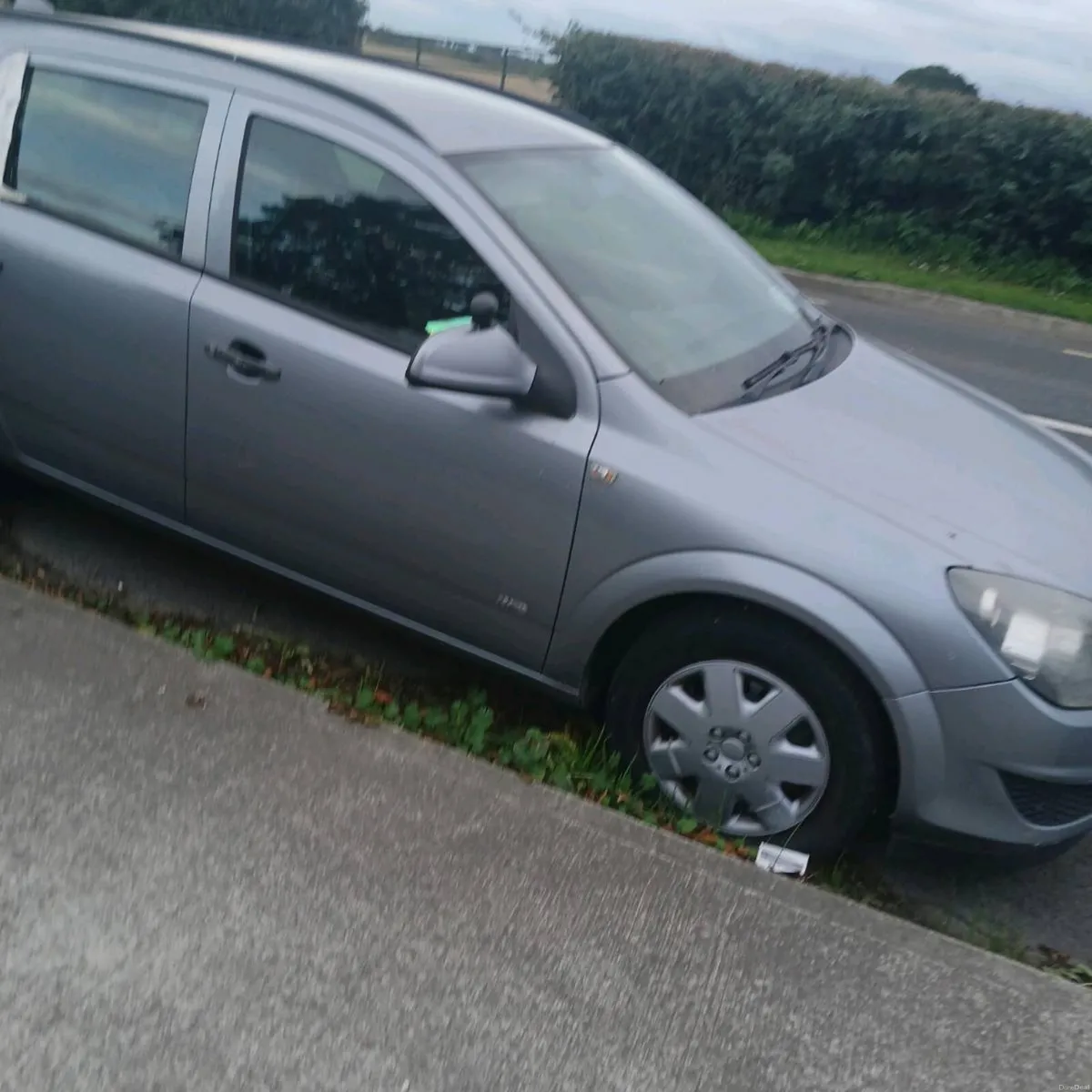 Car - Image 2