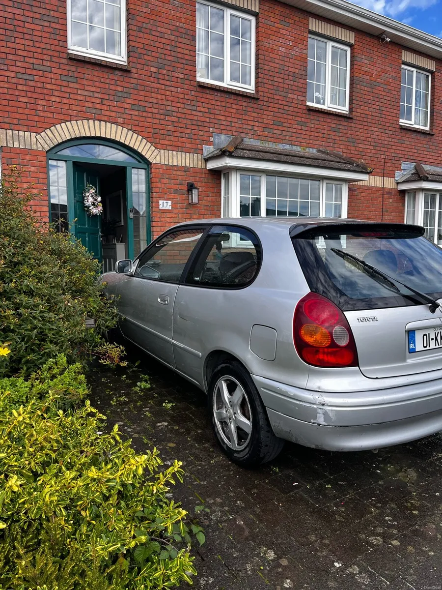 E11 Toyota Corolla - Image 4