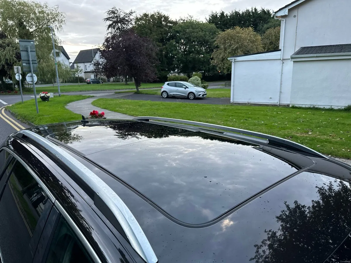 Image 3 of 10