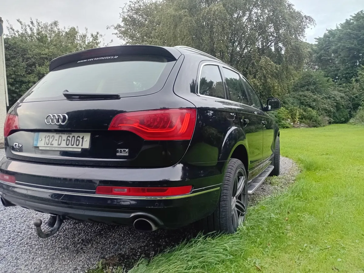 Audi Q7 2013 - Image 6
