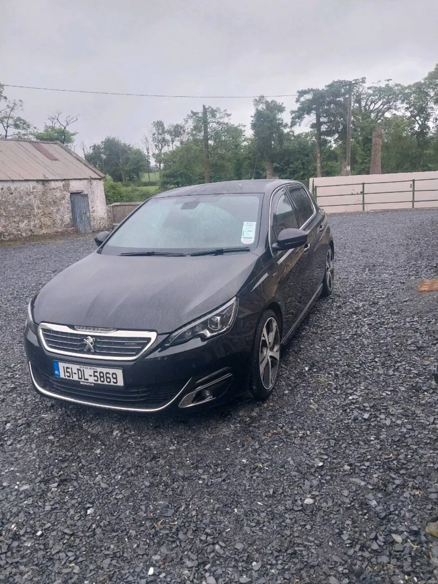 Car - Image 1
