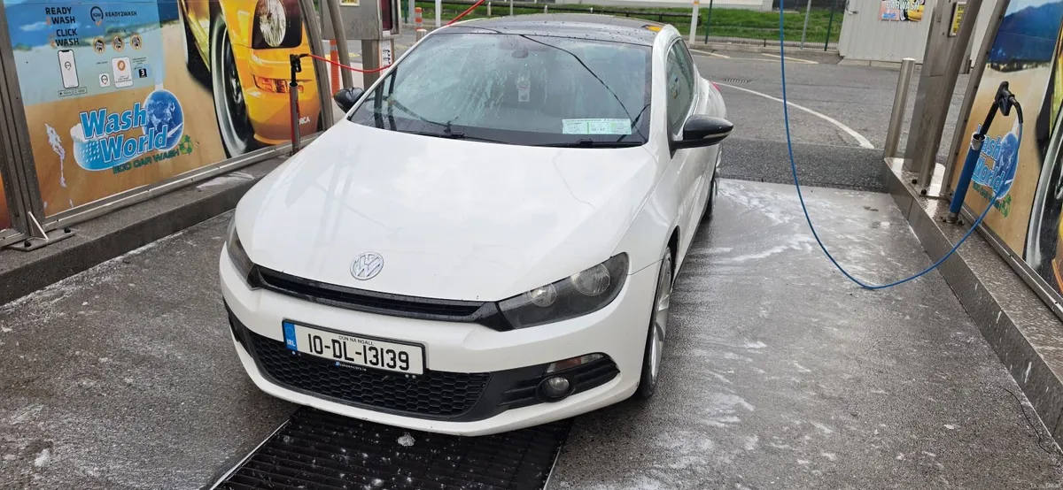 Volkswagen Scirocco 2010 - Image 4