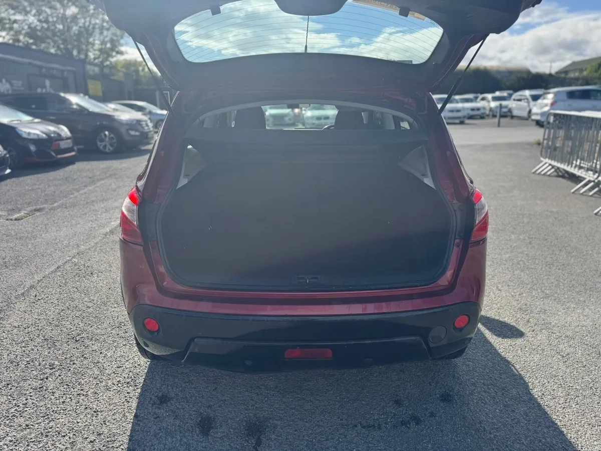 Nissan Qashqai 2011 - Image 4