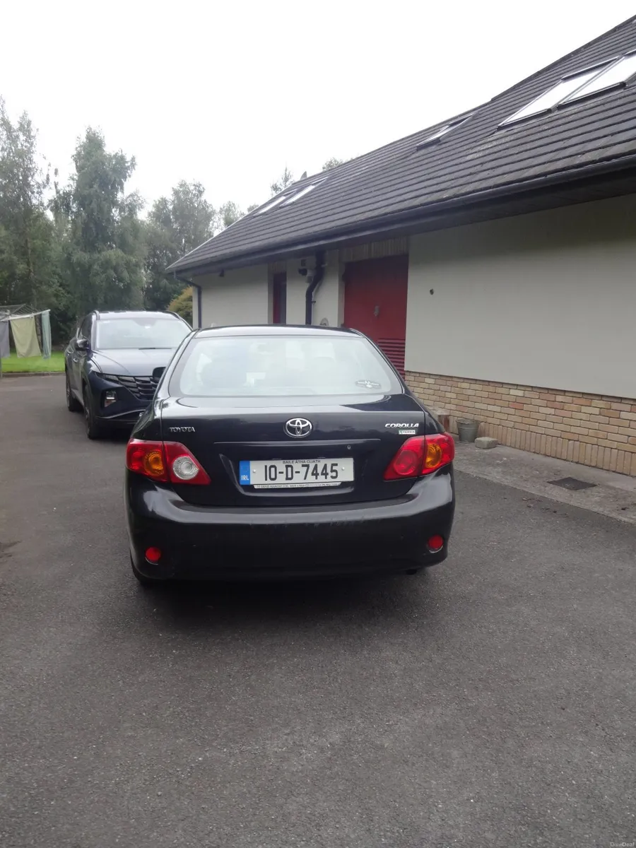 Toyota Corolla 2010 - Image 3