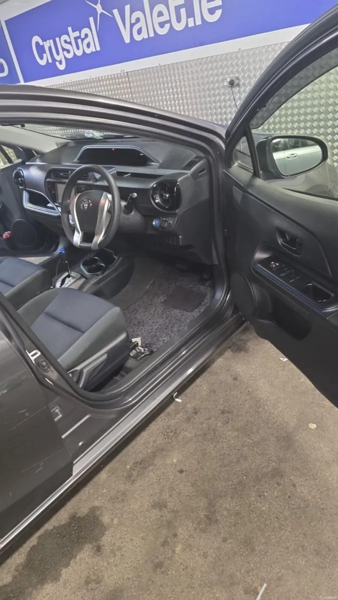 Toyota Aqua - Image 3