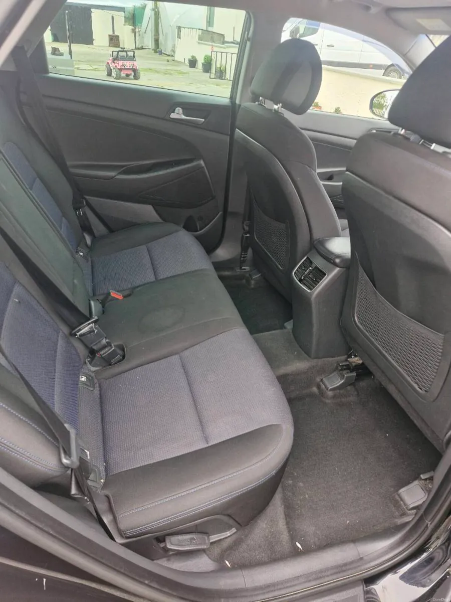 Hyundai tucson - Image 5
