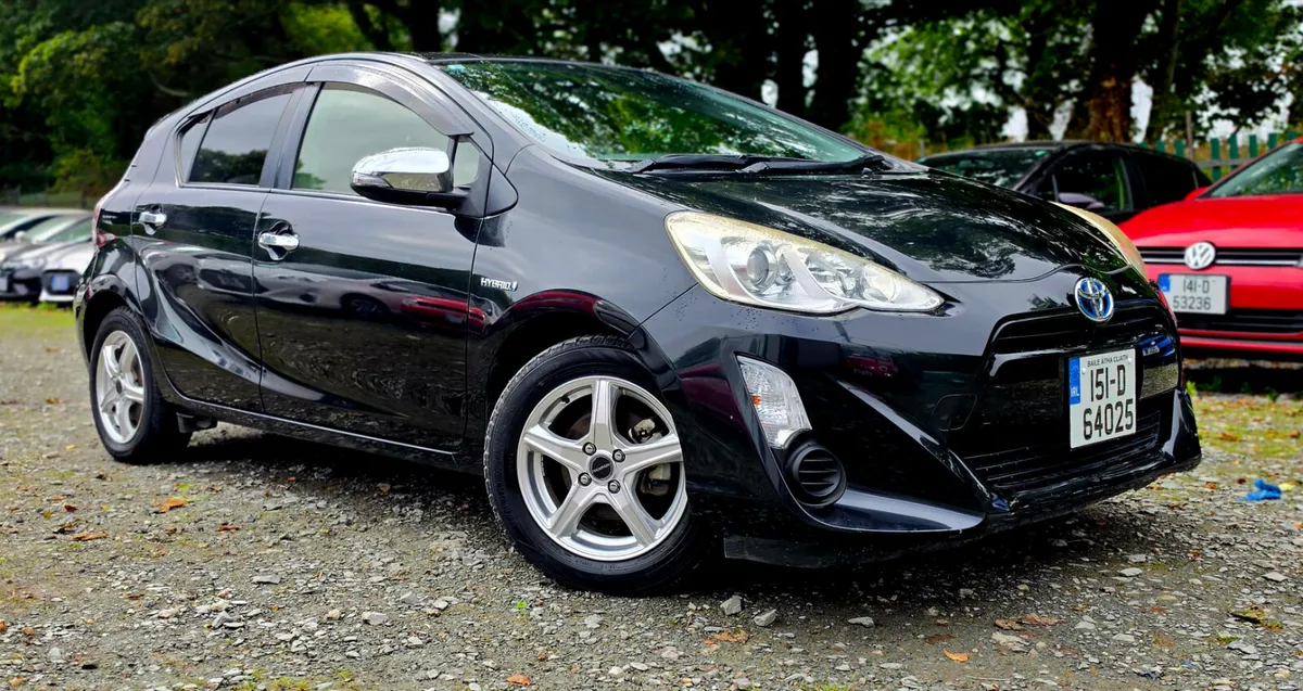 Toyota Aqua 2015 - Image 3