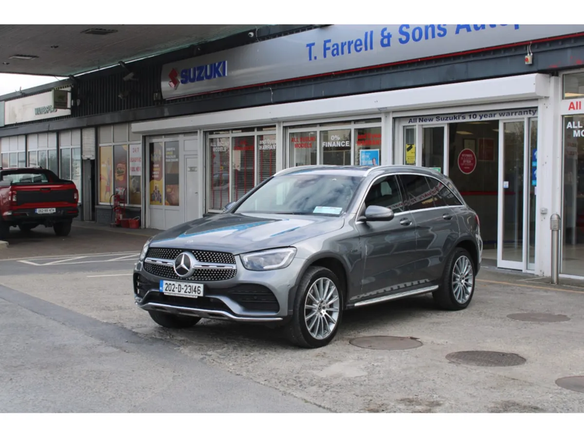 Mercedes-Benz GLC 300 DE AMG LINE PREMIUM 4M 5DR A - Image 3