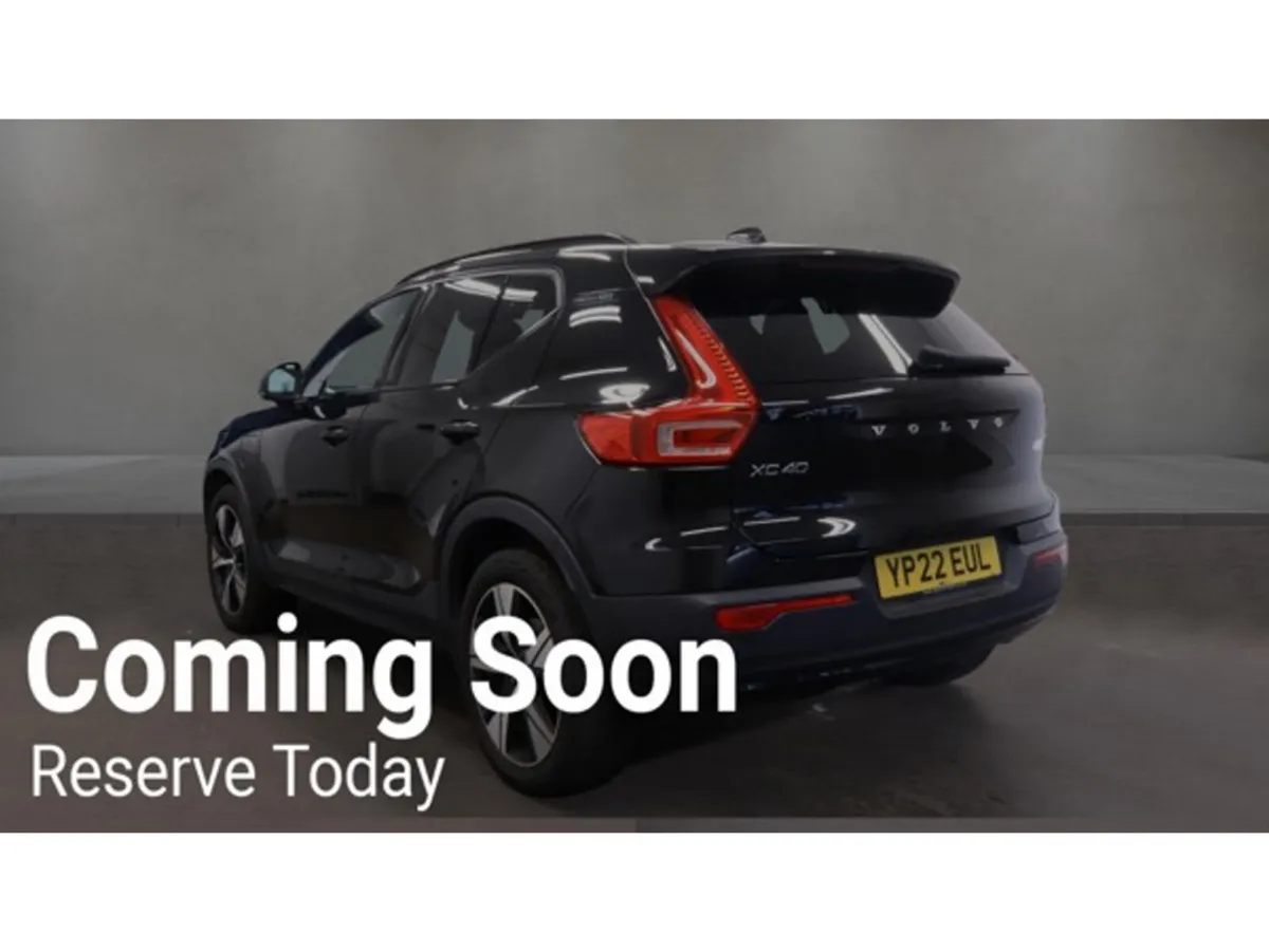 Volvo XC40 T4 R-DESIGN (PAN ROOF) RECHARGE AUTOMAT - Image 6