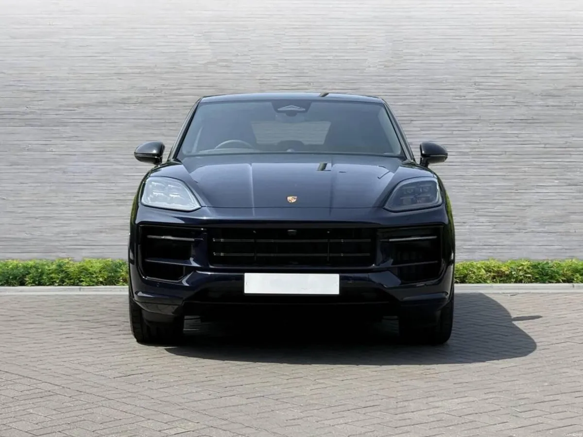 Porsche Cayenne Coupe Low Km - Image 5