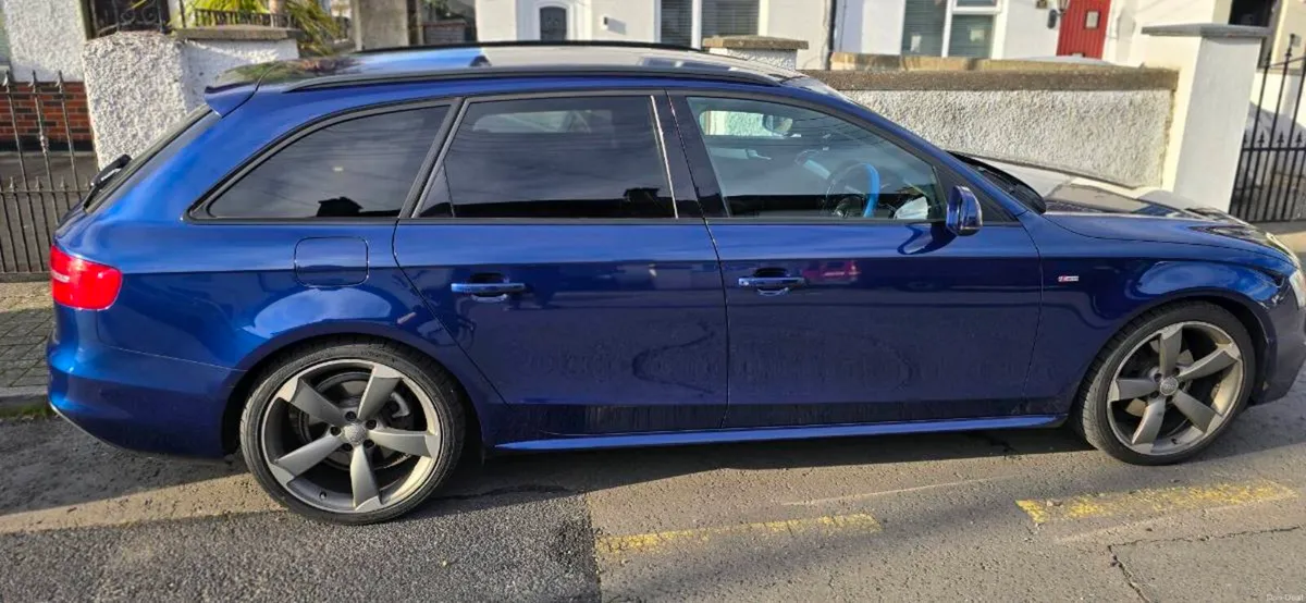 Audi A4 Avant S-Line 2.0TDI Manual - Image 5