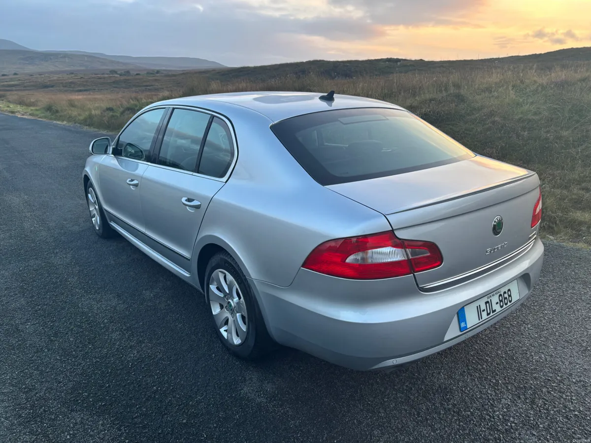 Skoda Superb 2011 Elegance - Image 5