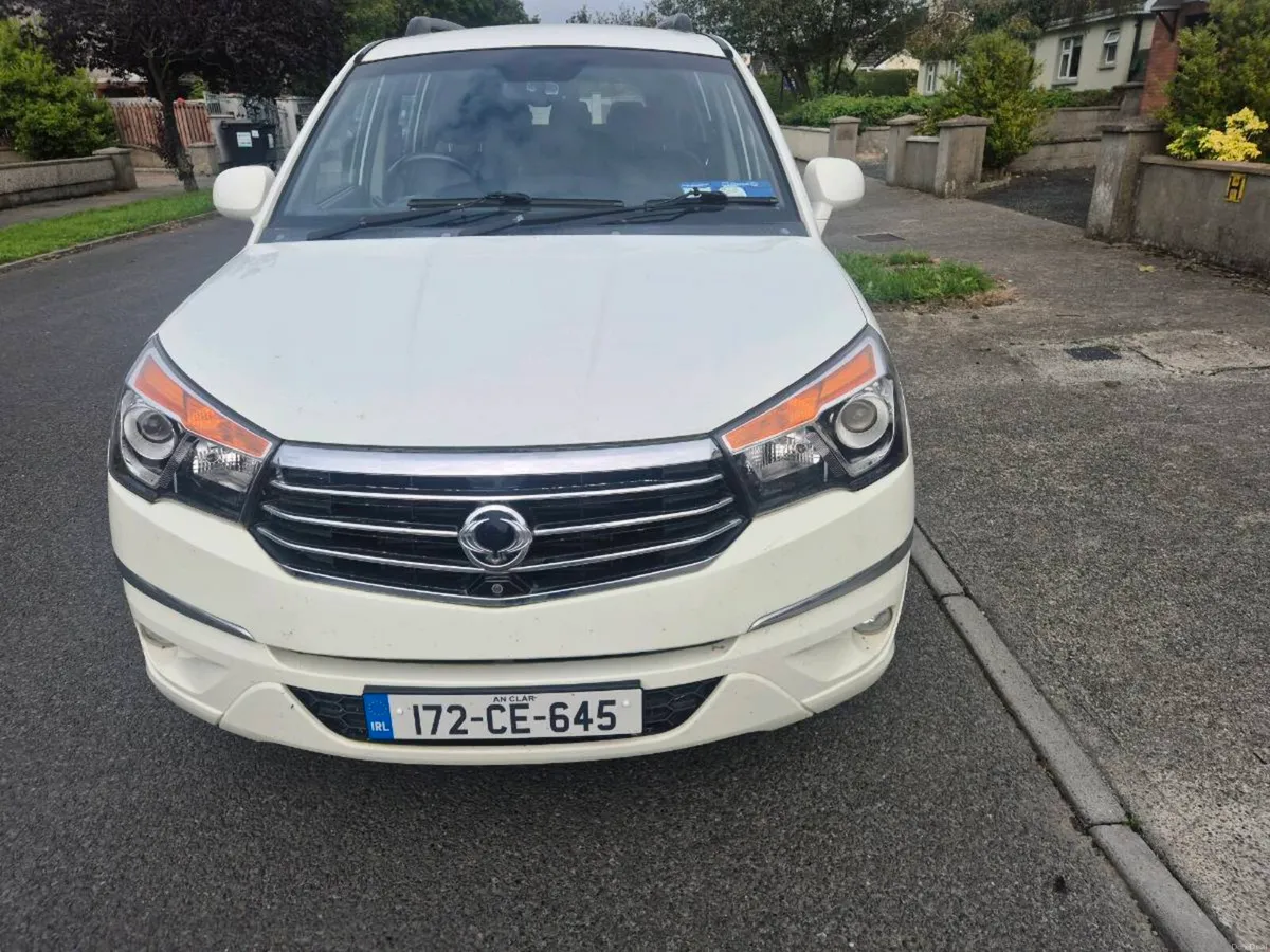 172 ssaungyong rodius nct till 02,27 - Image 3