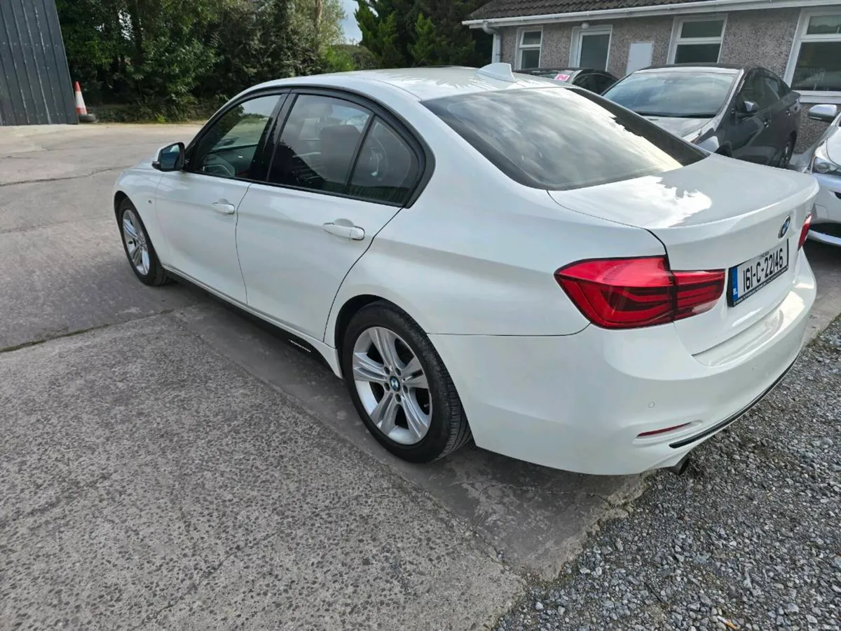 2016 BMW 318i 1.5L M SPORTS AUTOMATIC - Image 4