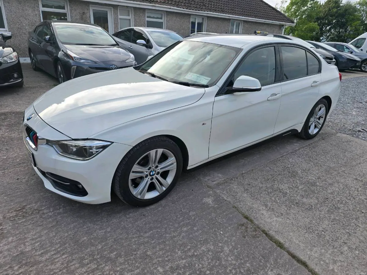 2016 BMW 318i 1.5L M SPORTS AUTOMATIC - Image 6