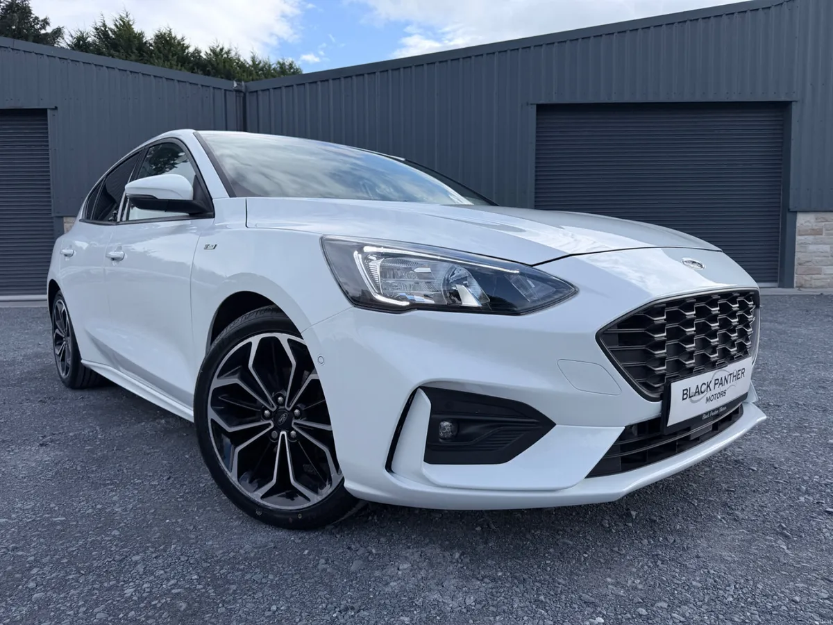 Ford Focus 221’ ST Line 1.0 EcoBoost MHEV - Image 1