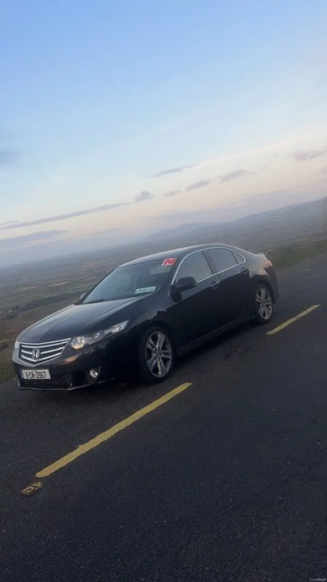 2011 Honda Accord type s 180hp - Image 1