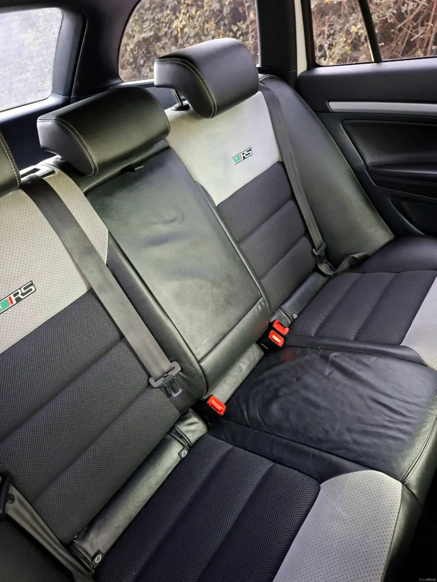 SKODA OCTAVIA VRS 2011 ESTATE - Image 6
