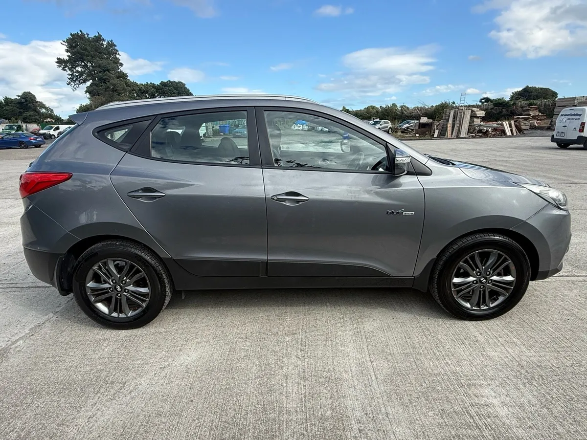 152 Hyundai ix35 220k NEW NCT 09/27+ NEW CLUTCH - Image 5