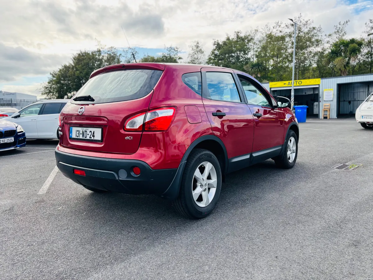 Nissan Qashqai 2013 Very low mileage 130km - Image 5