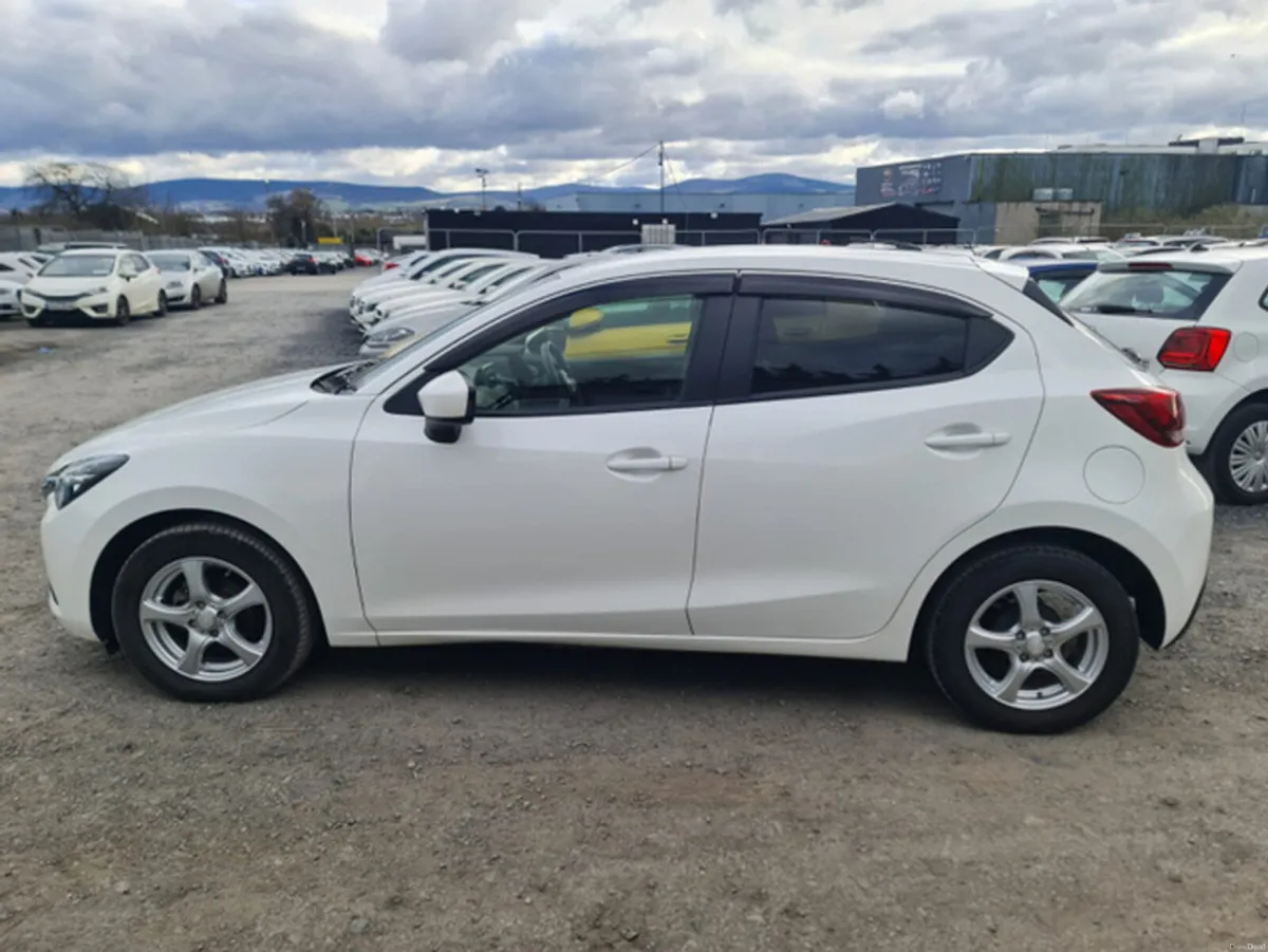 Mazda Demio 1.3L Petrol Automatic (6194) - Image 5