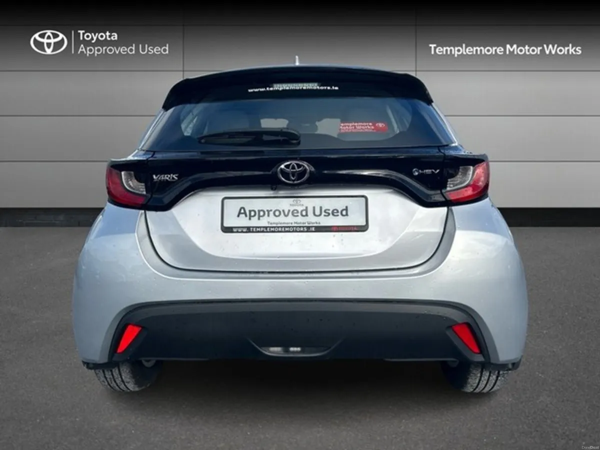 Toyota Yaris 1.5 - Image 4