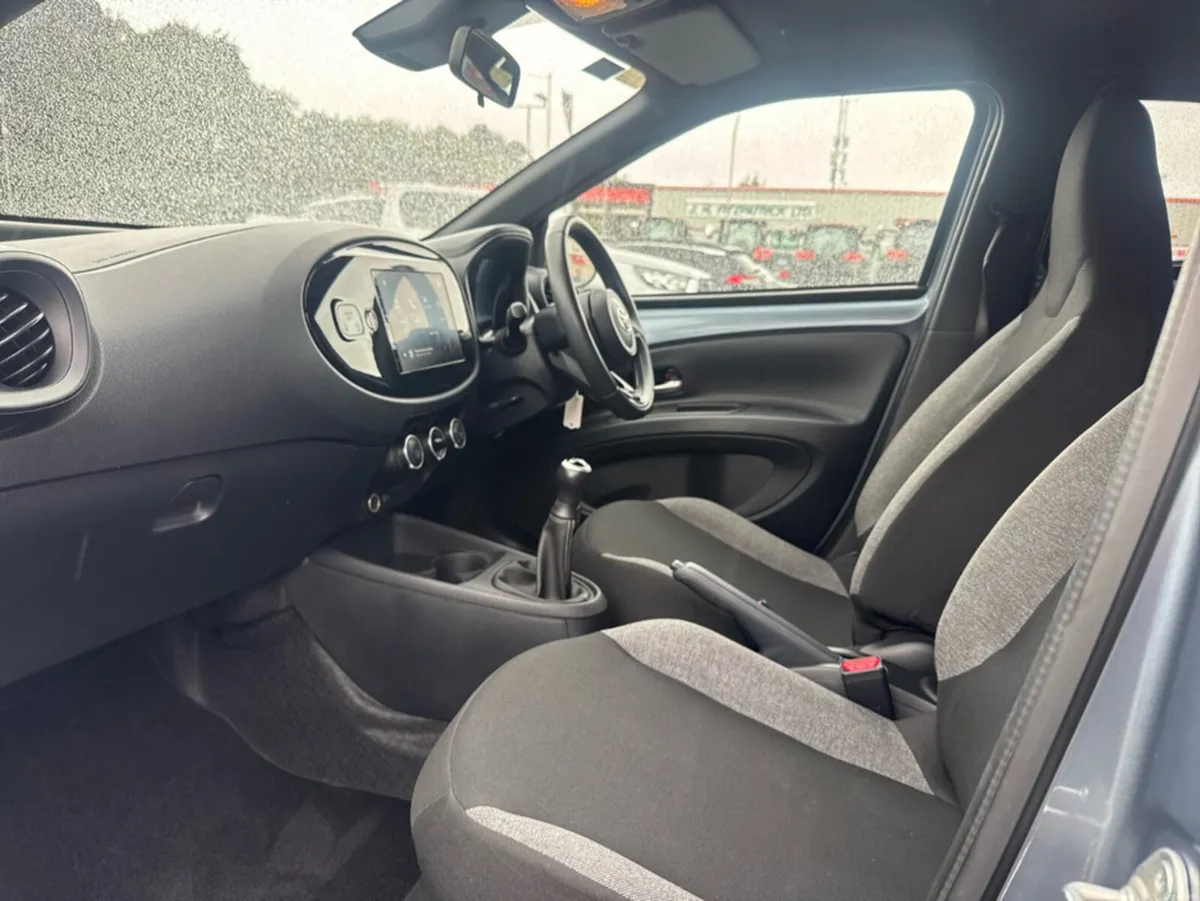 Toyota Aygo X *ORIGINAL IRISH CAR*   PULSE - Image 6