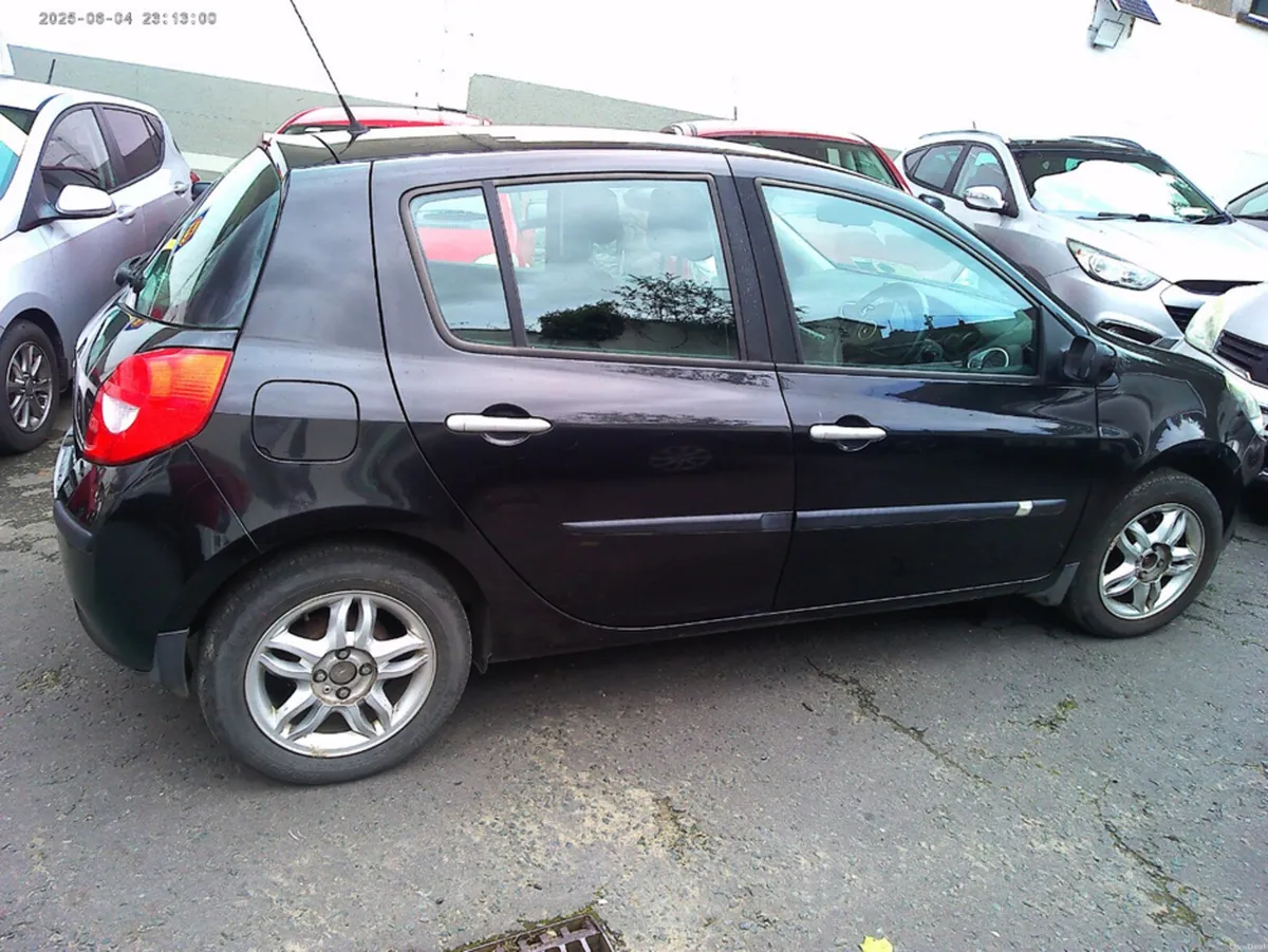 Renault Clio 3 1.2 16V DYNAMIQUE - Image 3
