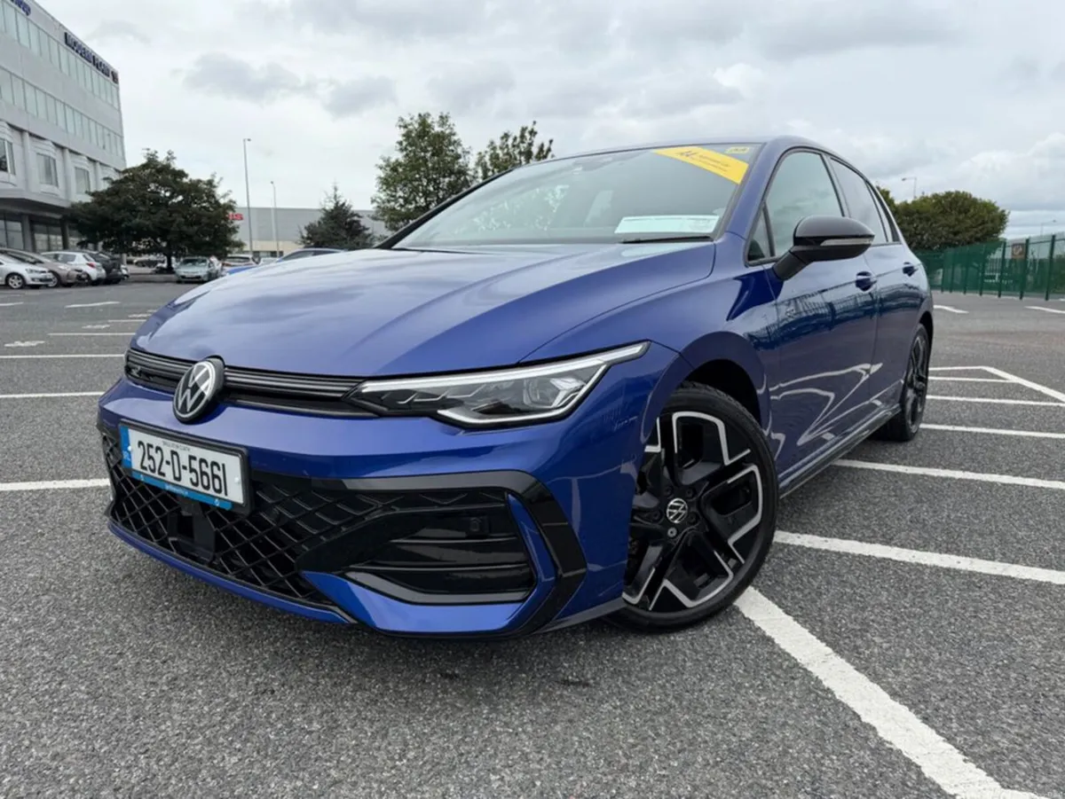 Volkswagen Golf R LINE, 1.5 TSI , MHEV, BEST COLOU - Image 4