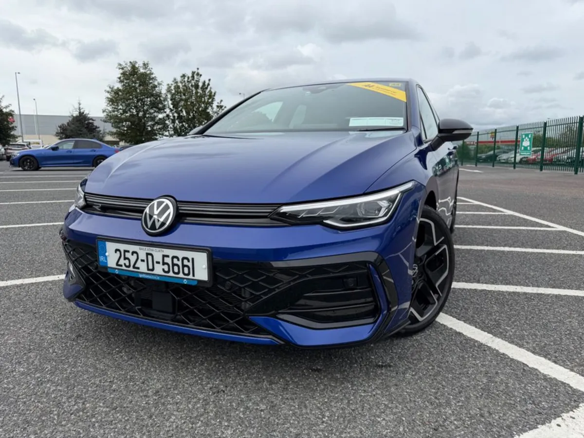 Volkswagen Golf R LINE, 1.5 TSI , MHEV, BEST COLOU - Image 3