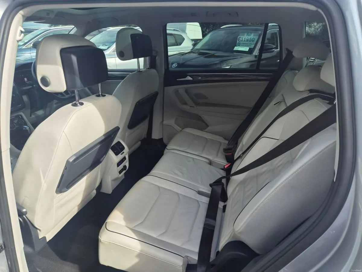 Volkswagen Tiguan Allspace A7 R Line 2.0tdi D7F 15 - Image 5