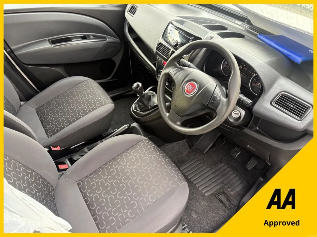 Fiat Doblo 1.6 105 LWB 5-Seat Commercial - Image 2