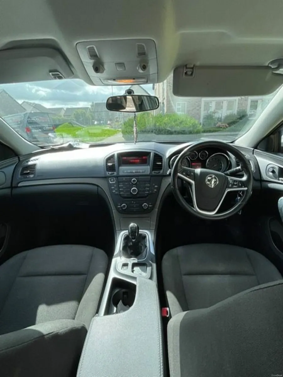 Vauxhall Insignia 2012 - Image 2
