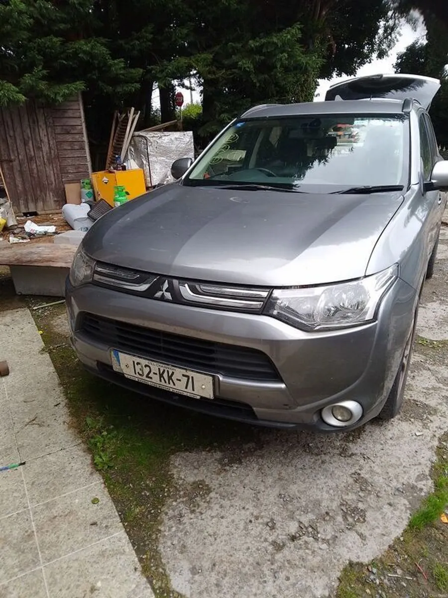 2013 Mitsubishi Outlander - Image 5