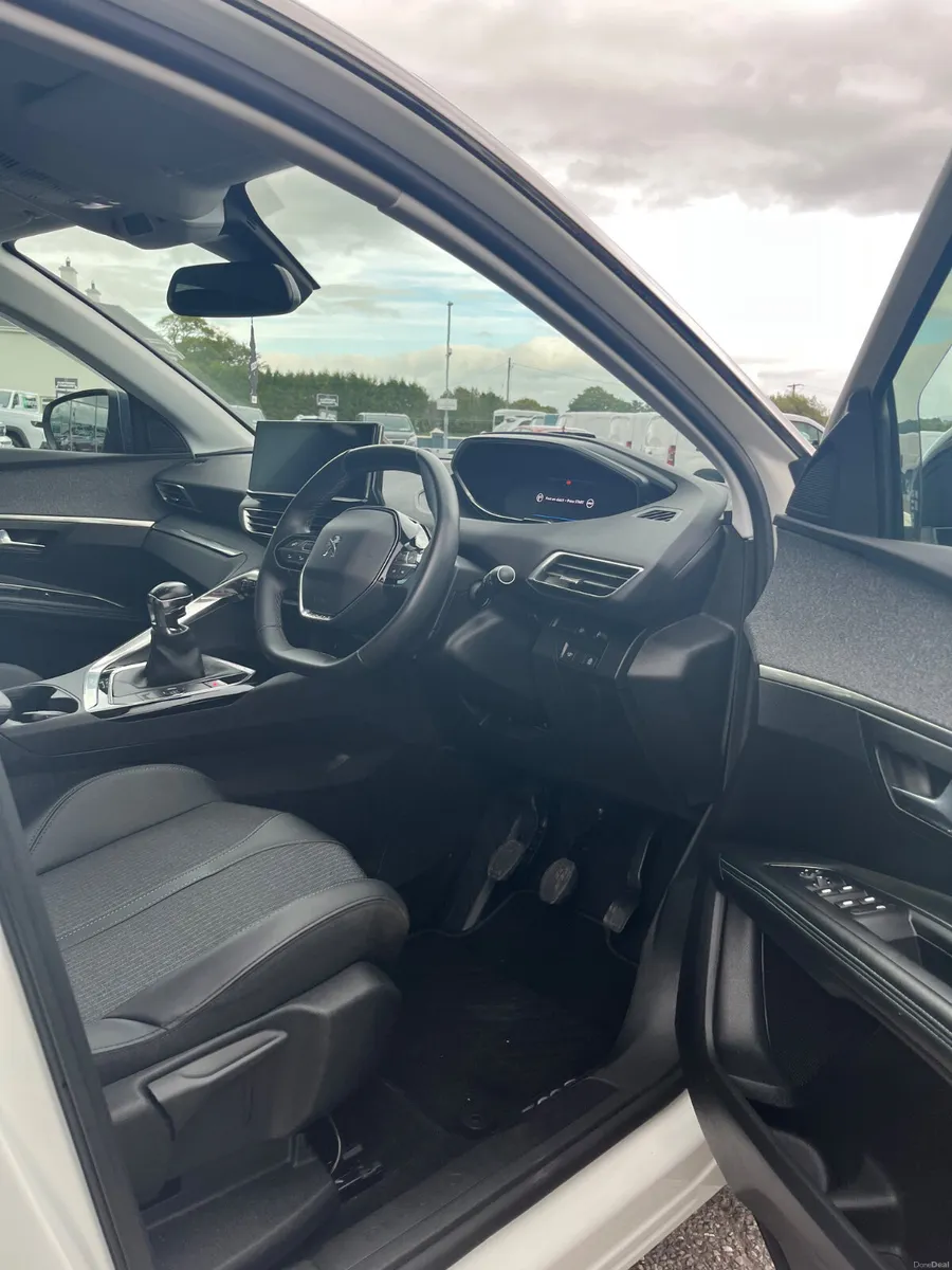 Peugeot 3008 2022 - Image 6