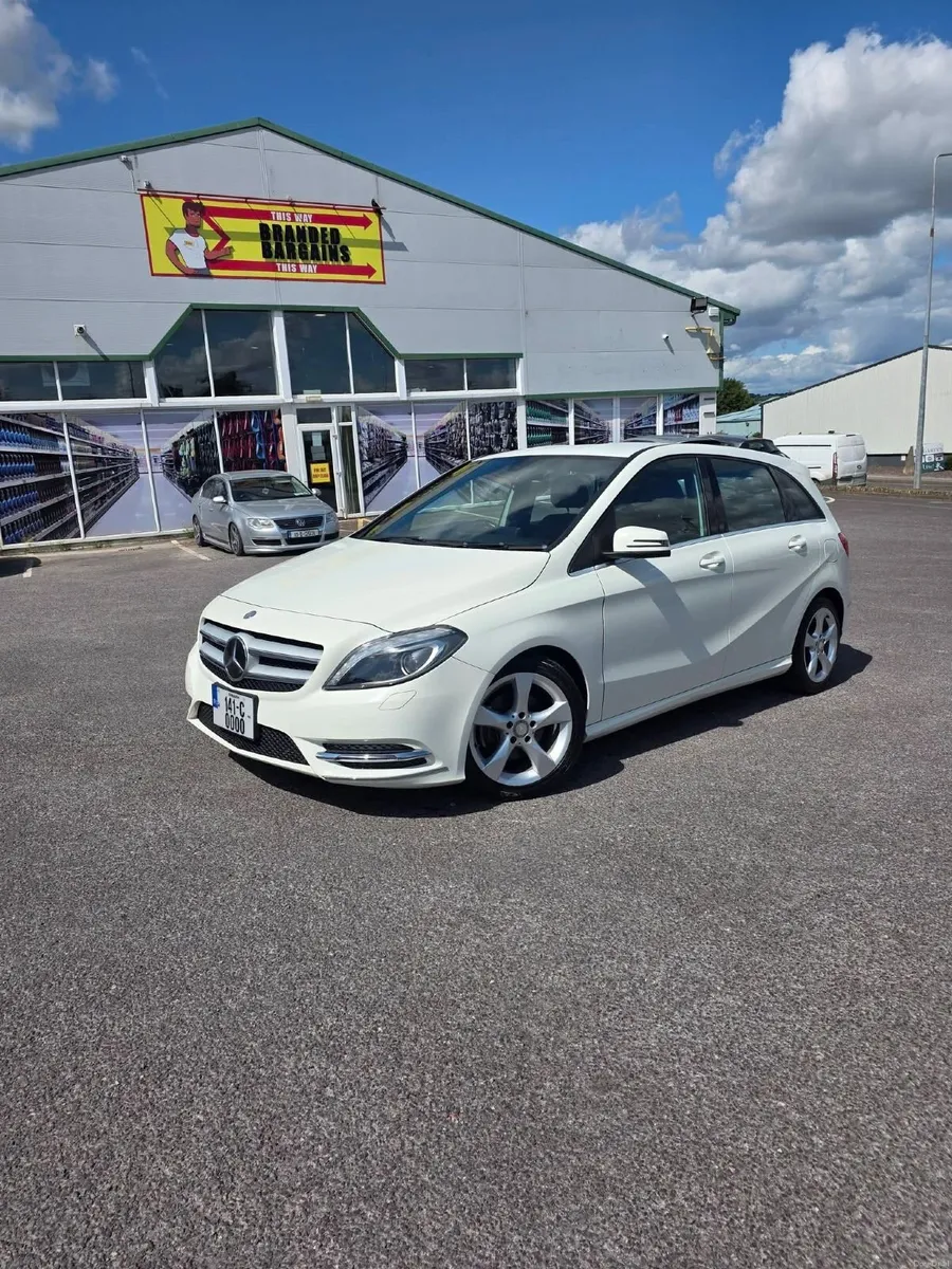 2014 Mercedes-Benz B CLASS - Image 1