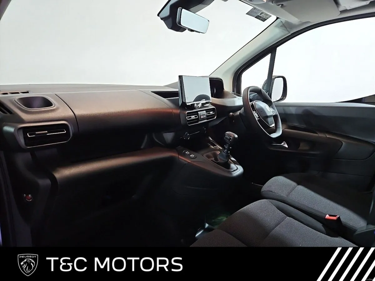 Peugeot Partner *Huge Spec* Professional Premium M - Image 3