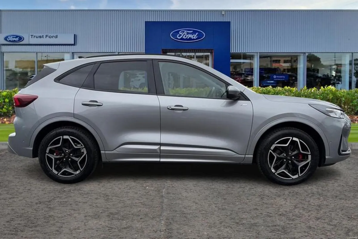 Ford Kuga 2.5 PHEV ST-Line X 5dr CVT - PAN SUNOOF, - Image 3