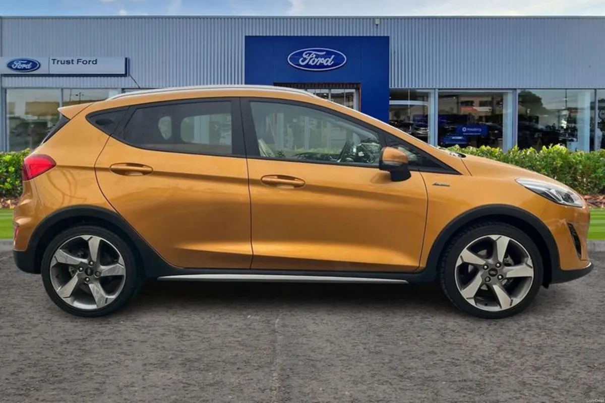 Ford Fiesta 1.0 EcoBoost 125 Active X 5dr - Image 3
