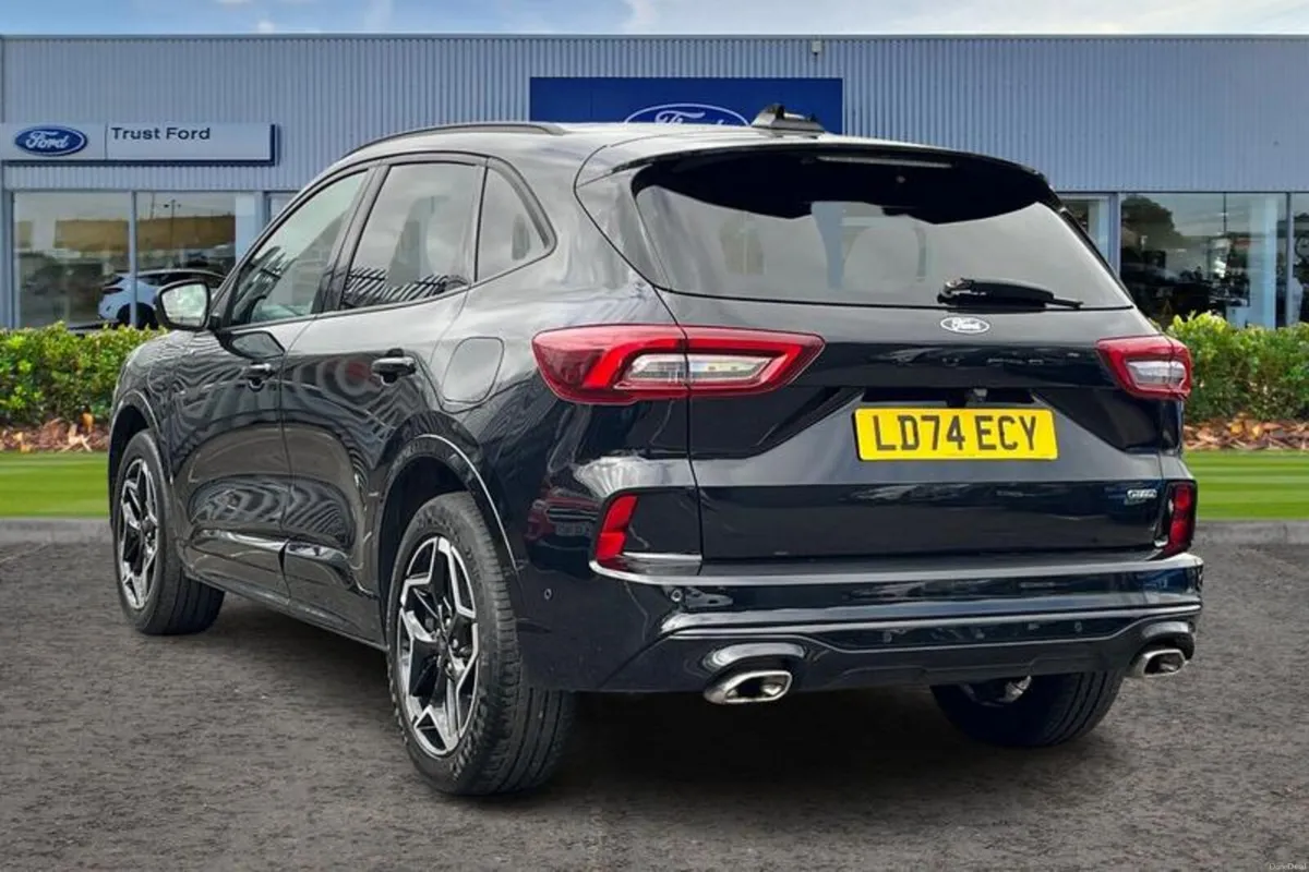 Ford Kuga 2.5 PHEV ST-Line X 5dr CVT -  360° CAMER - Image 2