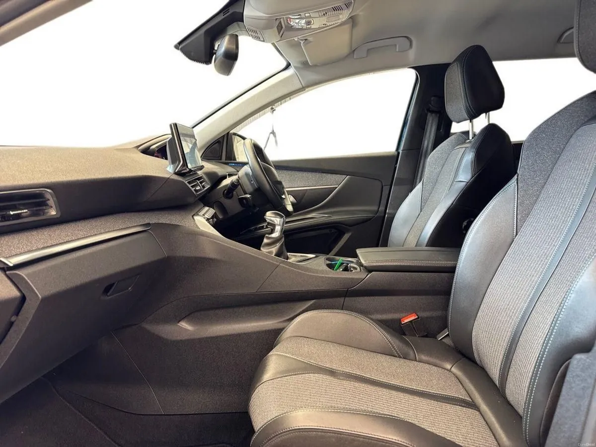 Peugeot 5008 1.5HDi ALLURE *JUTS ARRIVED* €100 PER - Image 2