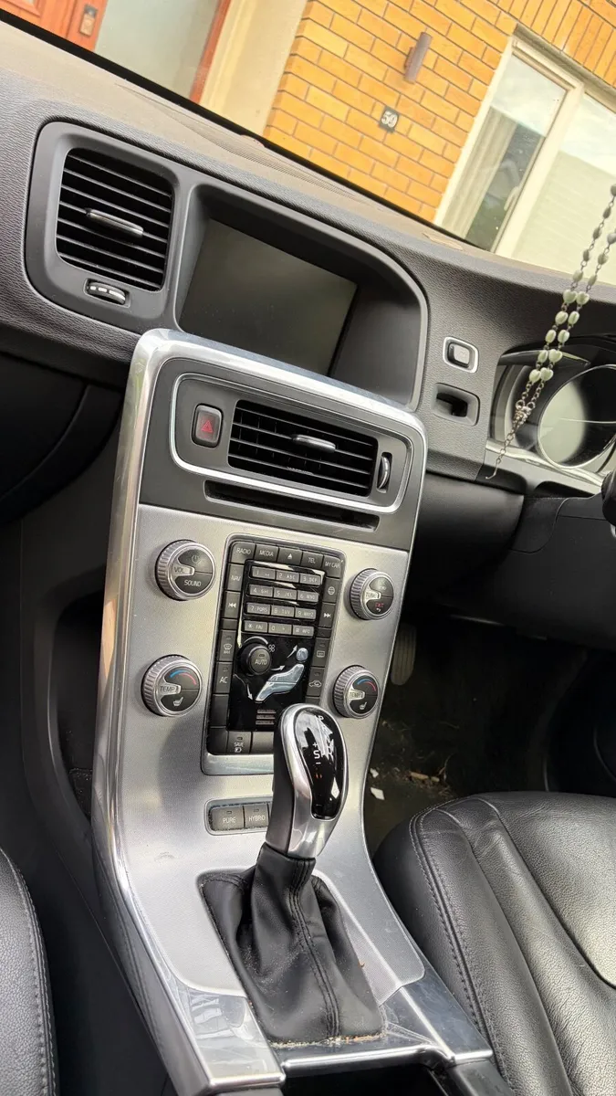 Volvo V60 2016 - Image 5