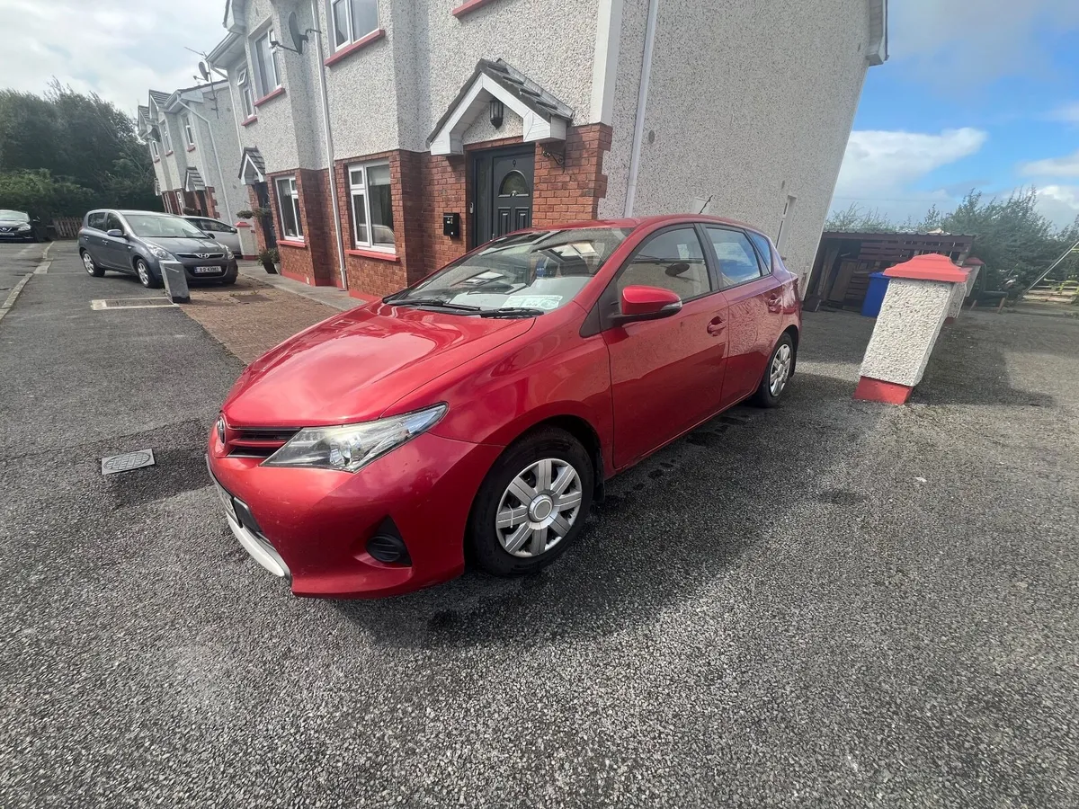 Toyota Auris 2013 - Image 6