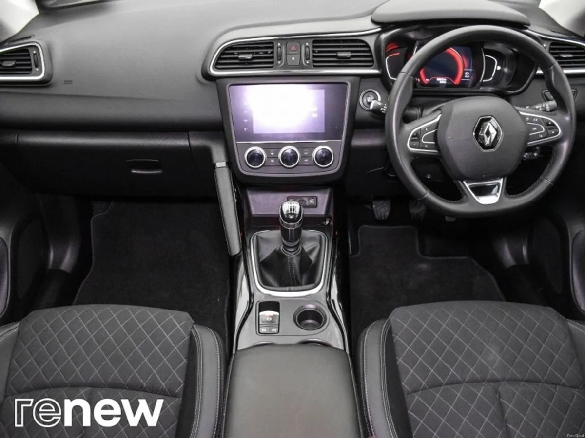 Renault Kadjar 1.3 TCE 140 GPF EDC Iconic - Image 2
