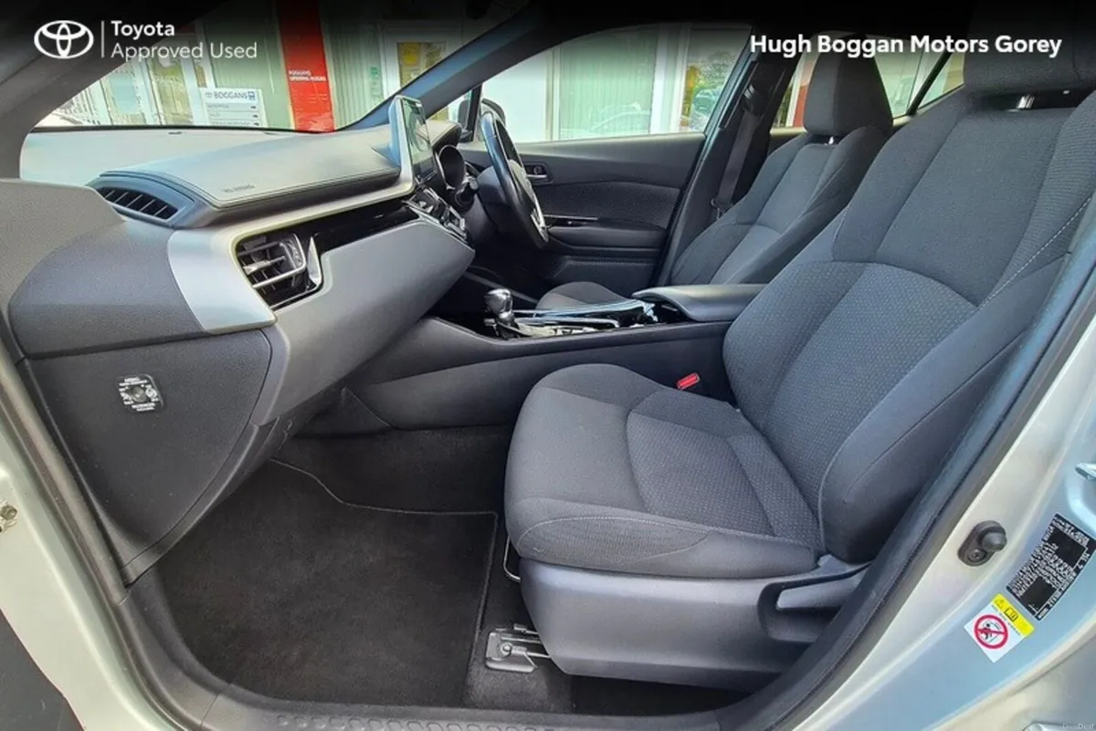 Toyota C-HR C-HR HYBRID SPORT - Image 6