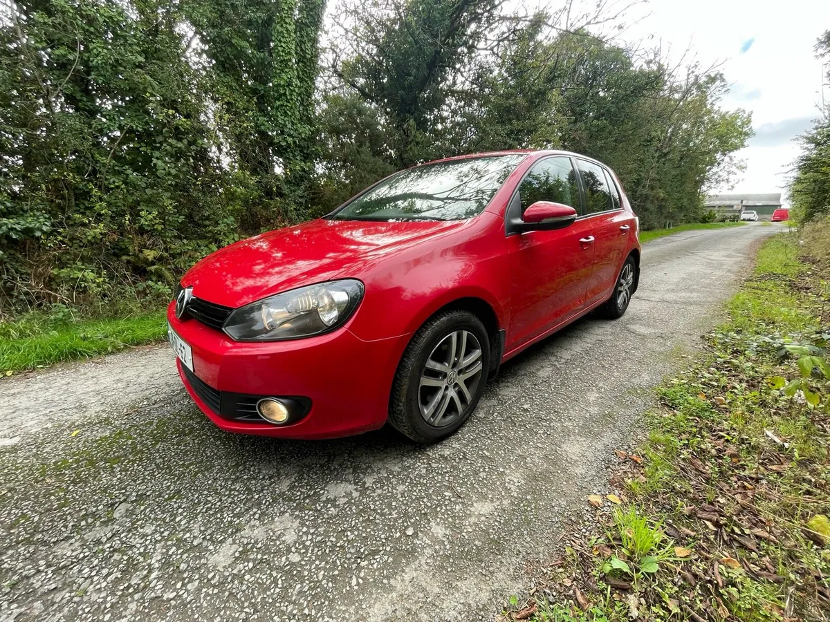 Volkswagen golf - Image 3