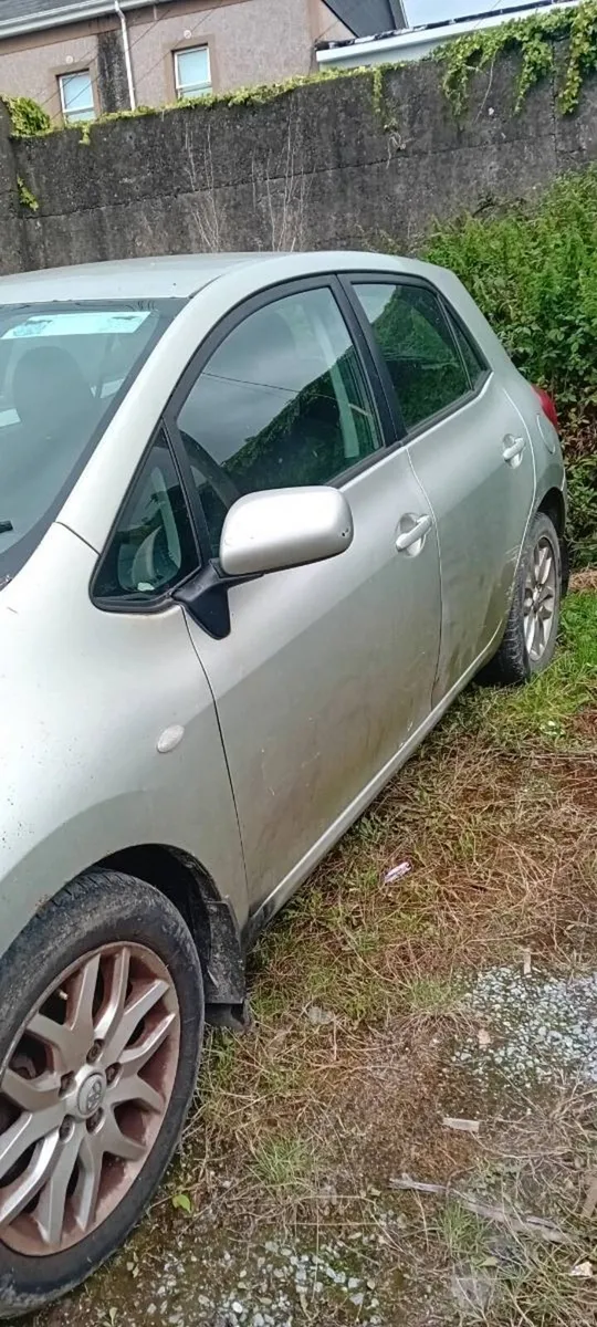 2007 auris 1.4 d4d no tax no nct - Image 3